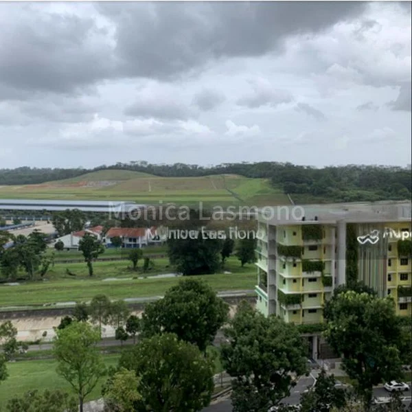 4 Bed Condo for Sale in  Yew Mei Green - Image 13