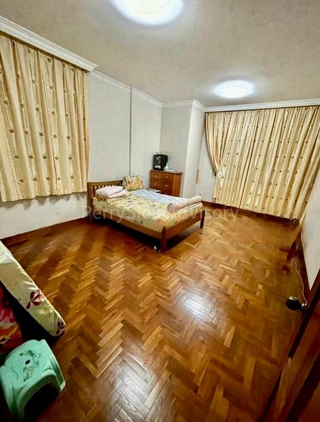 6 Bed Semi-Detached House (Landed) for Sale in  Cactus Green - Image 6