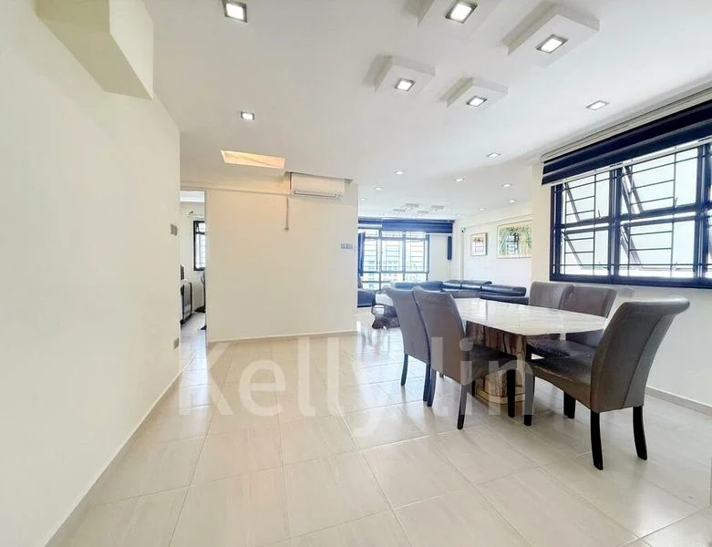 5 Room (5I) HDB for Sale in  492 Admiralty Link - Image 3
