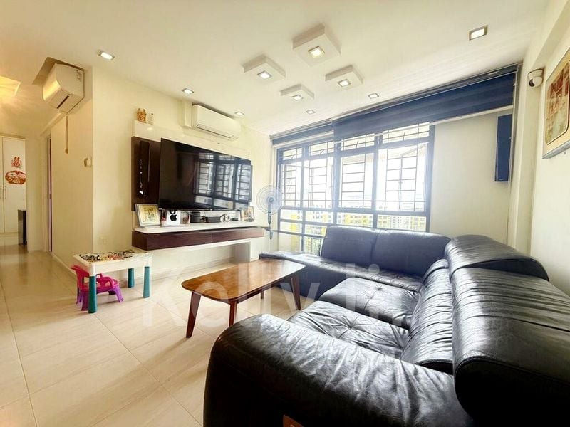 5 Room (5I) HDB for Sale in  492 Admiralty Link - Image 1