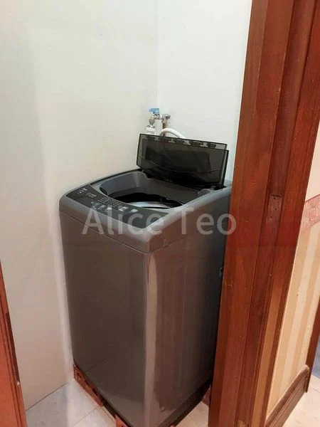 Common Room (Condo) for Rent in  Aston Mansions - Image 4