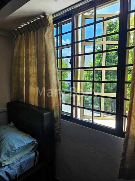 Common Room (Landed) for Rent in  Hong Leong Garden - Image 2