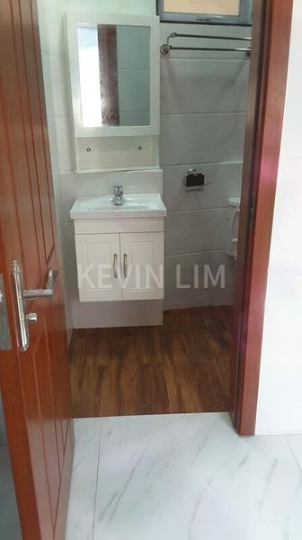 Room (Landed) for Rent in Canberra Link - Image 7