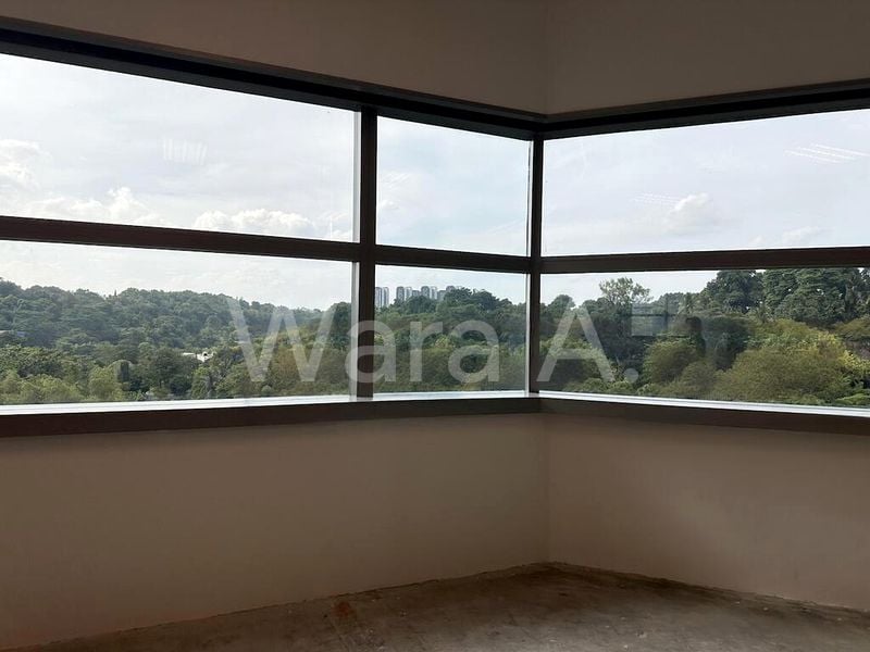 Light Industrial (B1) for Rent: Alexandra Technopark - Image 2