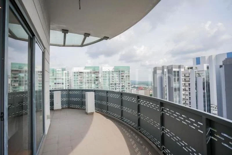 4 Bed Apartment (Condo) for Sale in Lucida - Image 7