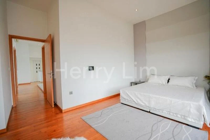 4 Bed Apartment (Condo) for Sale in Lucida - Image 5