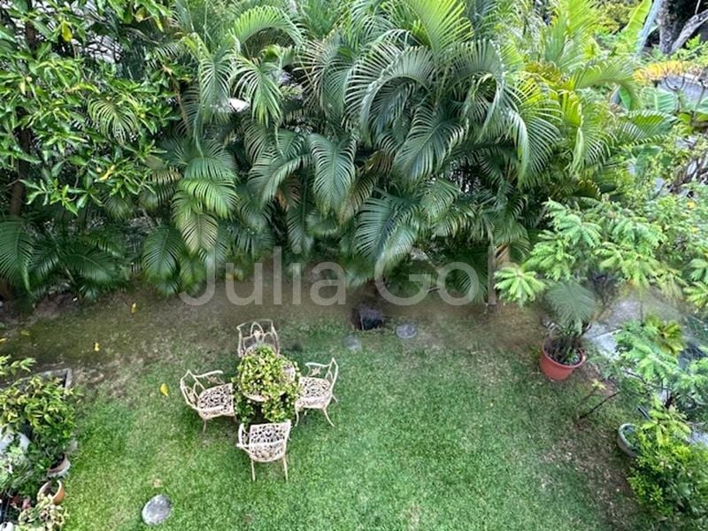 5 Bed Semi-Detached House (Landed) for Sale in  Stratford Court - Image 6