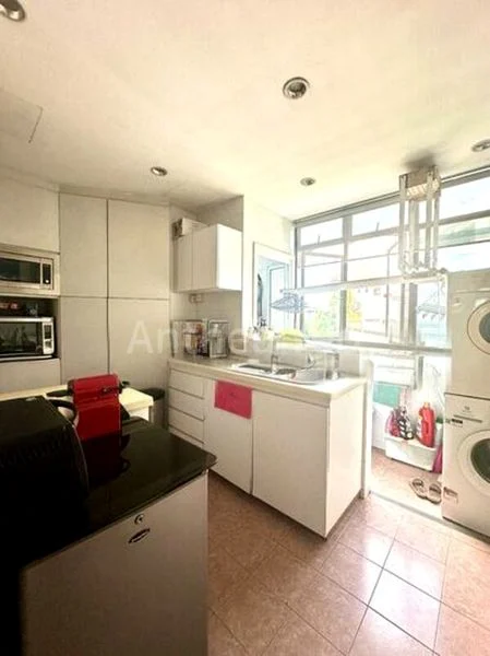 4 Bed Condo for Sale in  The Park Vale - Image 3