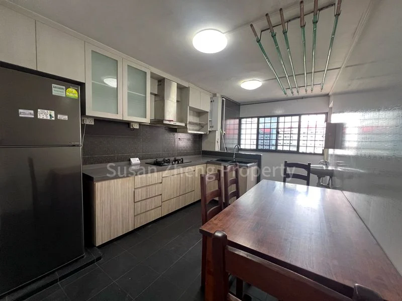 3 Room (3NG) HDB for Rent in  301 Jurong East Street 32 - Image 5