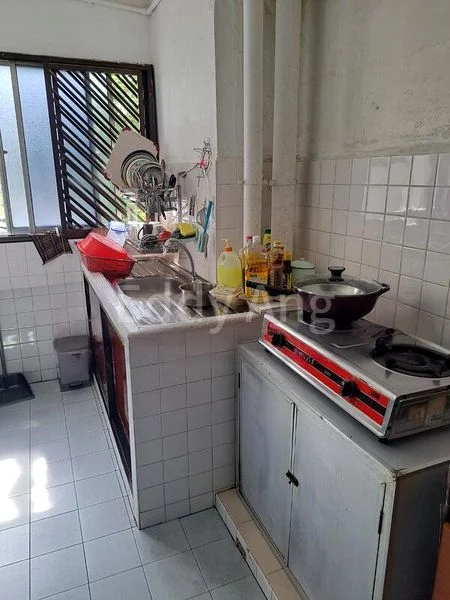 Room (HDB) for Rent in  212 Bukit Batok Street 21 - Image 7