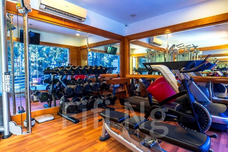 4 Bed Condo for Rent in  Grange 70 - Image 3