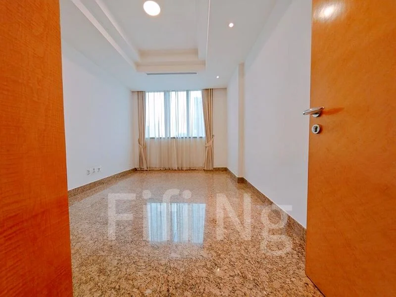 4 Bed Condo for Rent in  Grange 70 - Image 16