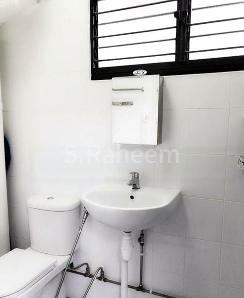 4 Room (4S) HDB for Rent in 344 Woodlands Street 32 - Image 7