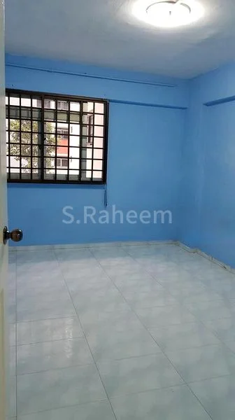 4 Room (4S) HDB for Rent in 344 Woodlands Street 32 - Image 2