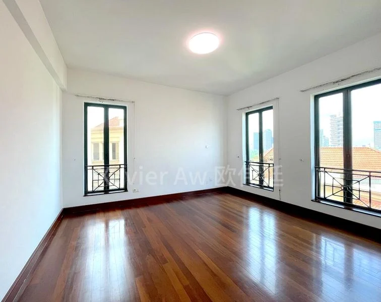 3 Bed Condo for Sale in  Pebble Bay - Image 2