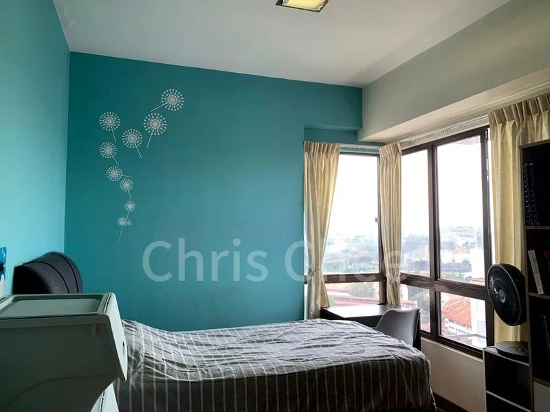 3 Bed Condo for Rent in  The Mayfair - Image 6