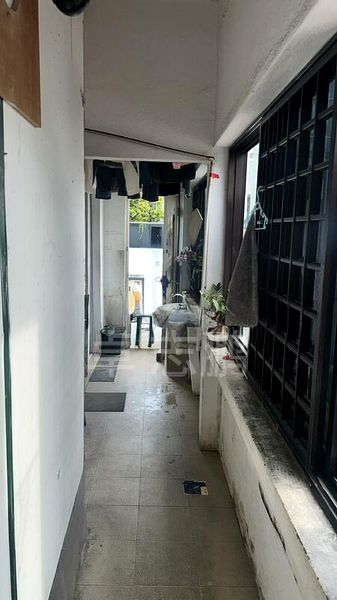 Food & Beverage for Sale: 2-Story Shophouse - Image 4