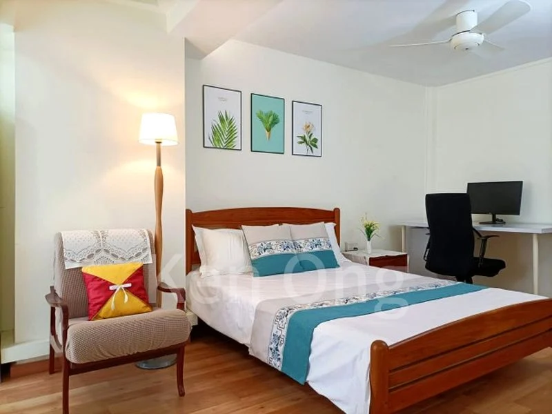 Master Room (HDB) for Rent in  4 Everton Park - Image 1