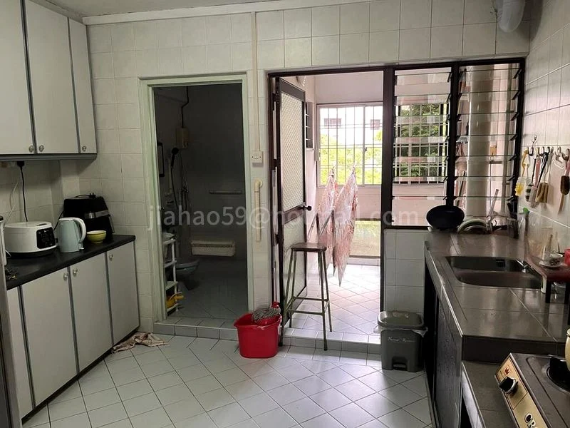 Room (HDB) for Rent in  370 Tampines Street 34 - Image 3