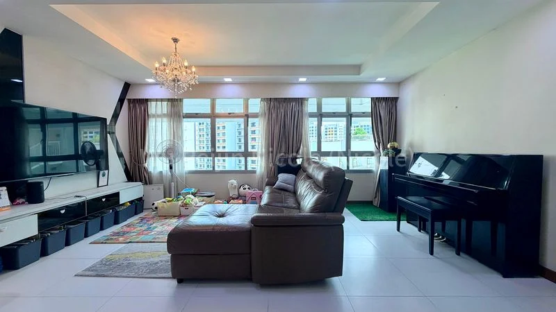 5 Room (5I) HDB for Sale in 329B Anchorvale Street - Image 1