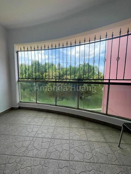 5 Room (5I) HDB for Rent in  298 Yishun Street 20 - Image 4