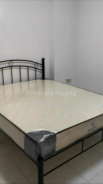 5 Room (5I) HDB for Rent in  298 Yishun Street 20 - Image 6