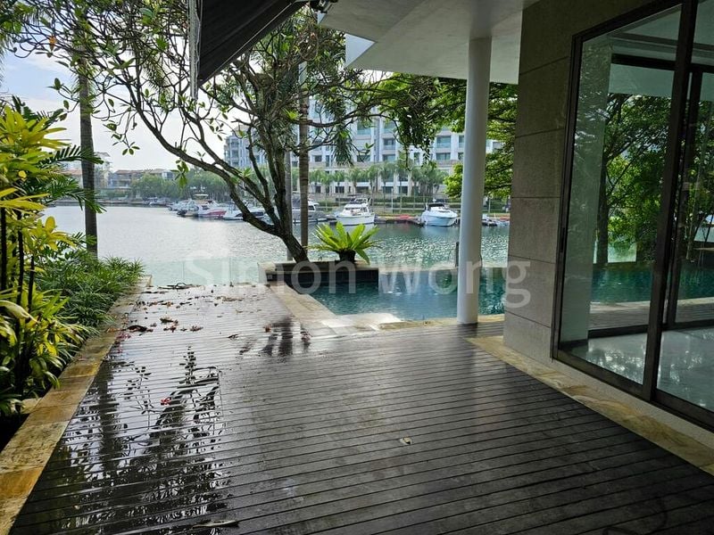 7 Bed Bungalow (Landed) for Rent in  Paradise Island - Image 1