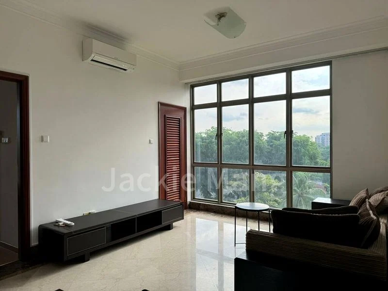 2 Bed Condo for Rent in  The Sterling - Image 6