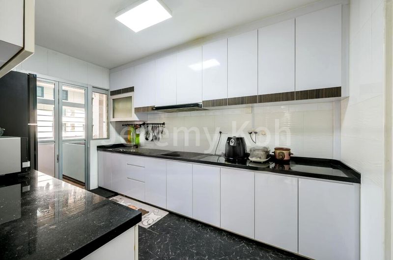 5 Room (5I) HDB for Sale in  439A Bukit Batok West Avenue 8 - Image 2