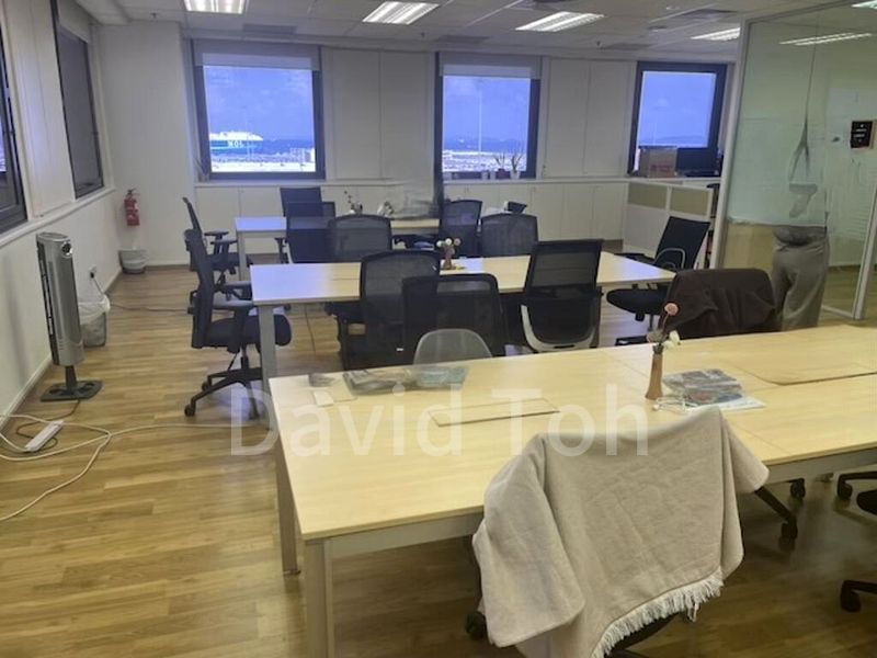 Office for Rent: Excellent Seaview Fitted Office, Tanjong Pagar - Image 8