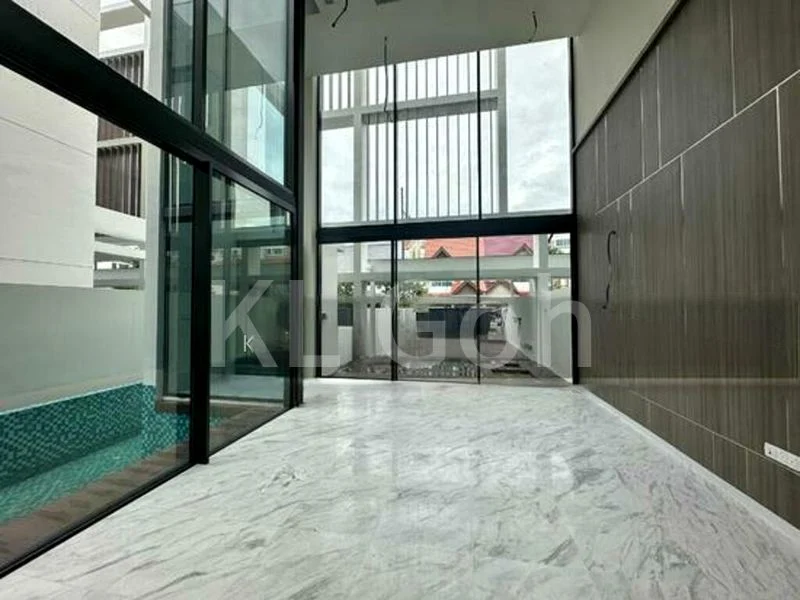 5 Bed Semi-Detached House (Landed) for Sale in  Bedok Avenue - Image 14