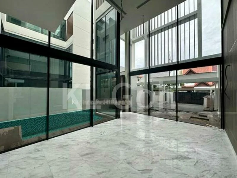 5 Bed Semi-Detached House (Landed) for Sale in  Bedok Avenue - Image 4