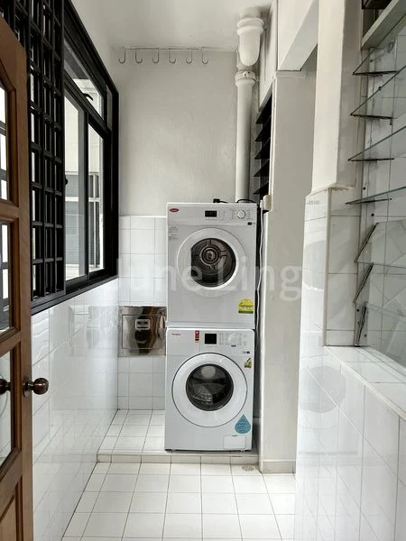 Master Room (Condo) for Rent in  Kum Hing Court - Image 8