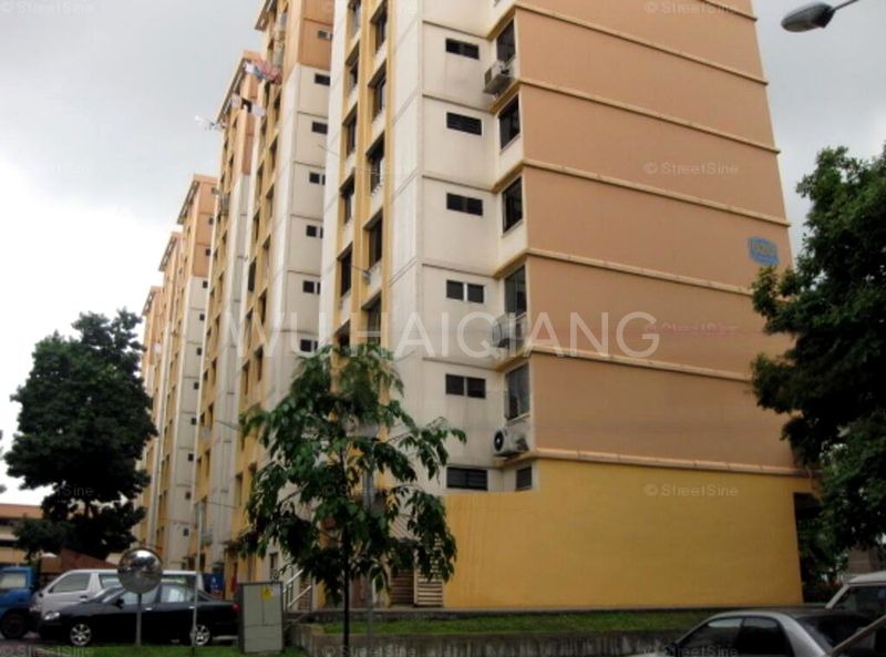Shop / Shophouse for Rent: 620 Hougang Avenue 8 - Image 1