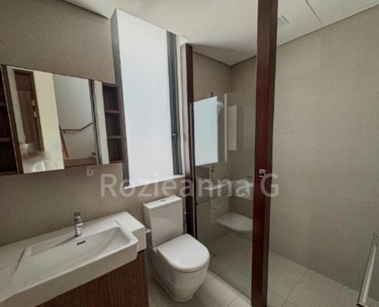 6 Bed Cluster House (Landed) for Sale in  Shamrock Park - Image 3