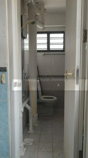 Common Room (HDB) for Rent in  726 Yishun Street 71 - Image 4
