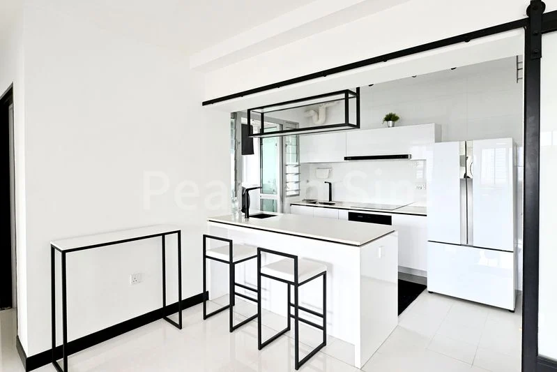 4 Room (4A) HDB for Rent in  131B Lorong 1 Toa Payoh - Image 2