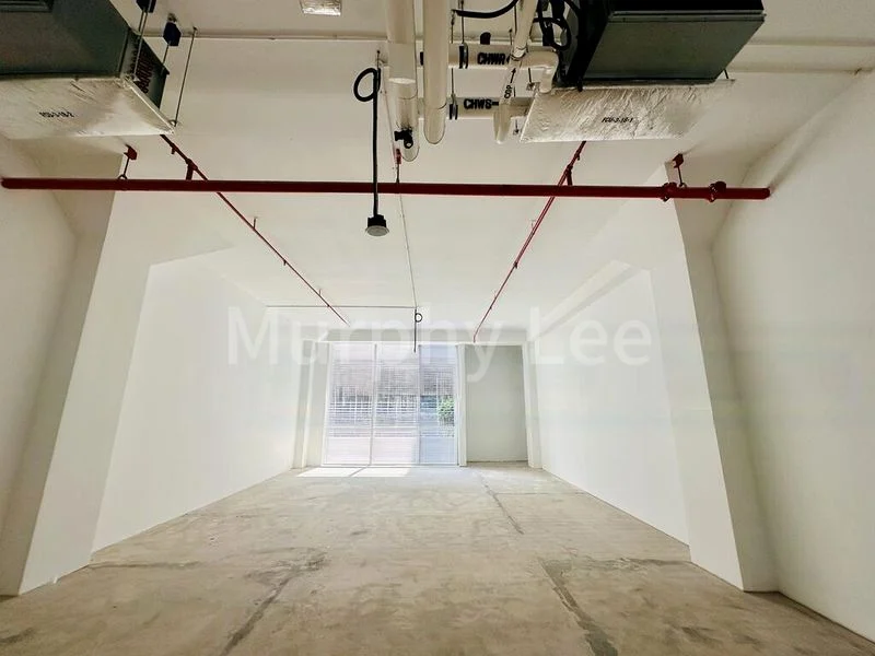 Light Industrial (B1) for Rent: Luzerne Building - Image 2