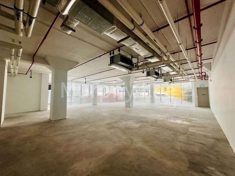 Light Industrial (B1) for Rent: Luzerne Building - Image 4