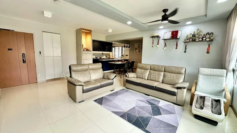 5 Room (5I) HDB for Sale in  439A Bukit Batok West Avenue 8 - Image 1