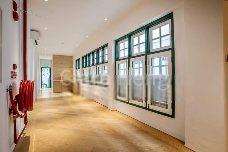 Shop / Shophouse for Sale: Well-Maintained 3.5 Storey Conservation Shophouse, Freehold, Prime Location near MRT, Offices, and Hotels. - Image 5