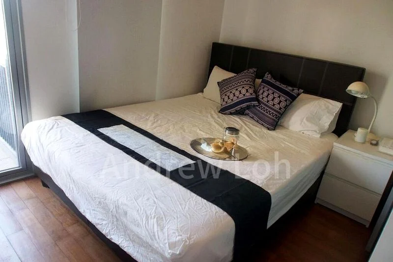 2 Bed Condo for Rent in  Paterson Linc - Image 3