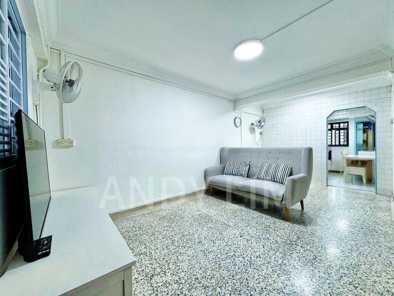 3 Room (3I) HDB for Rent in  129 Bukit Merah View - Image 14