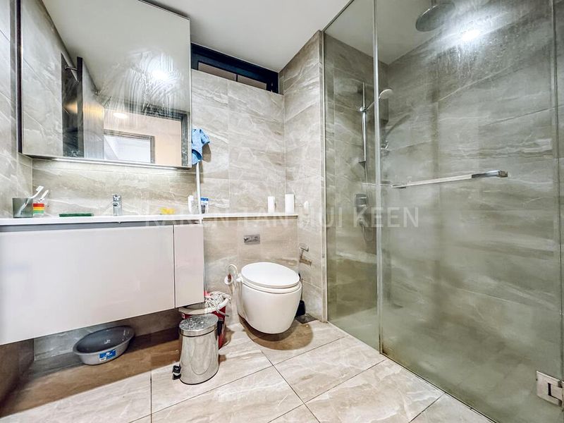 2 Bed Condo for Sale in  Lake Grande - Image 10