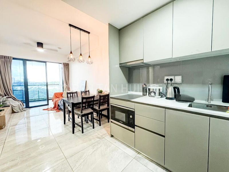 2 Bed Condo for Sale in  Lake Grande - Image 2