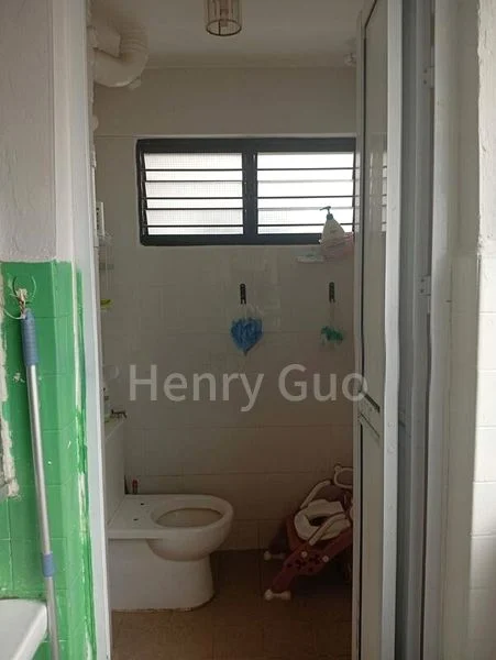 Common Room (HDB) for Rent in 180 Bukit Batok West Avenue 8 - Image 4