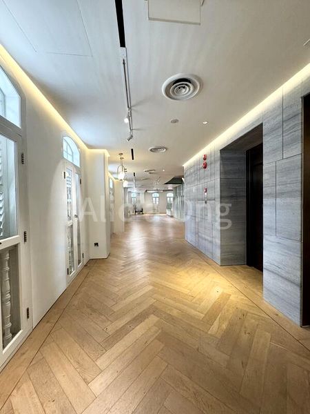 Shop / Shophouse for Rent: South Bridge Road - Image 1