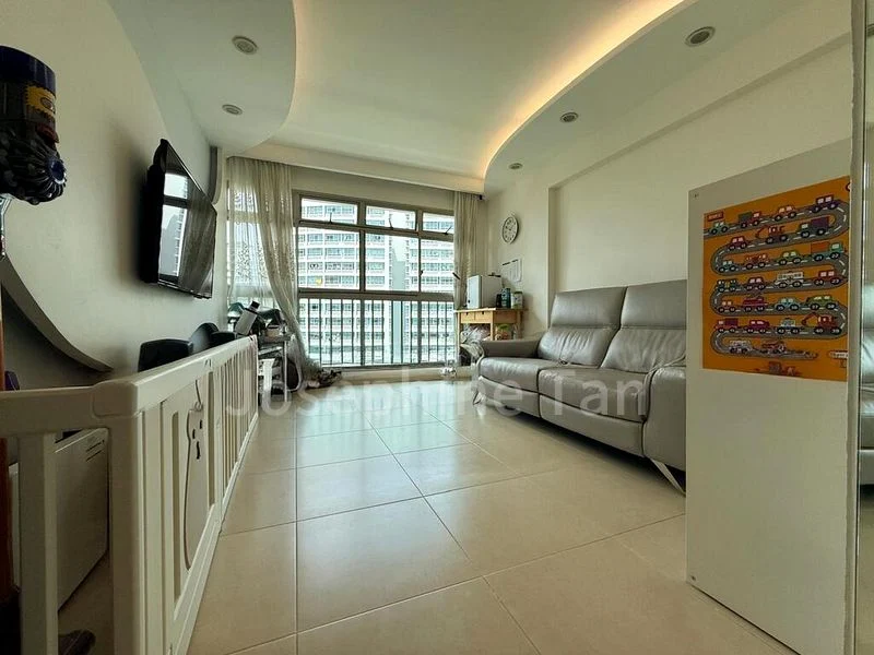 4 Room (4A) HDB for Sale in  275B Compassvale Link - Image 3