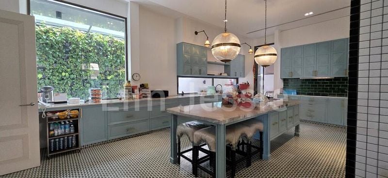 10 Bed Bungalow (Landed) for Sale in  Mountbatten Road - Image 3