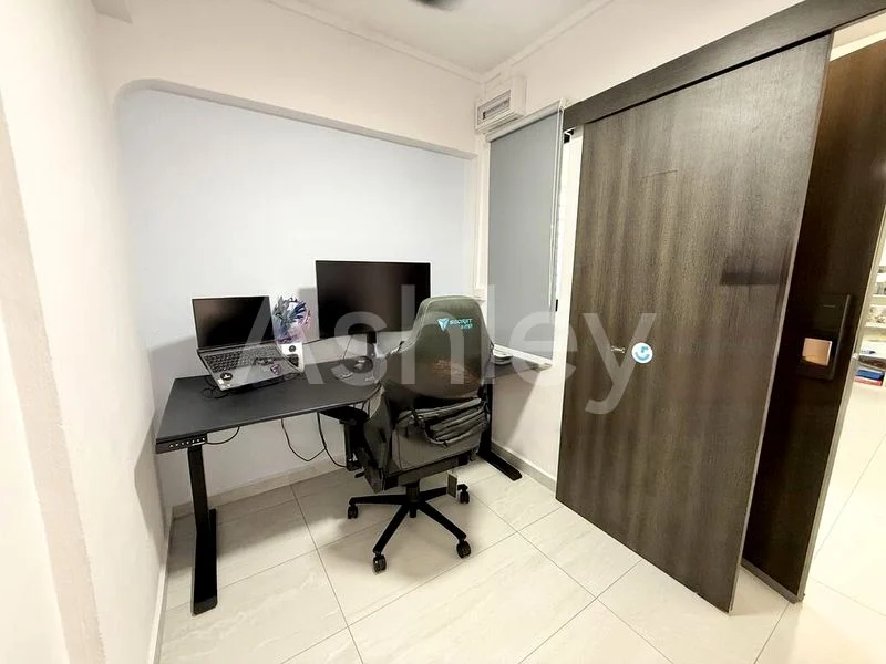 Maisonette HDB for Sale in  115 Bedok Reservoir Road - Image 7